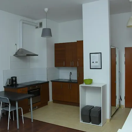 Platan 17 * Свиноуйсьце